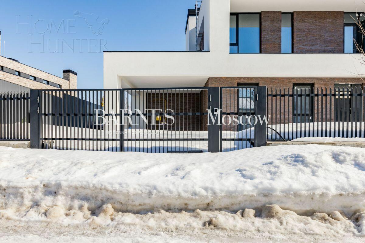 2-этажный коттедж 365 м² без отделки