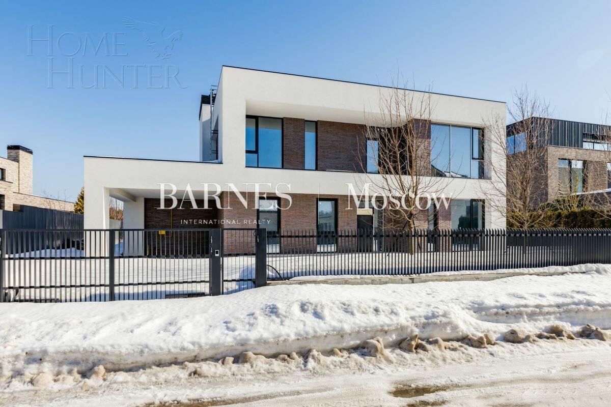 2-этажный коттедж 365 м² без отделки