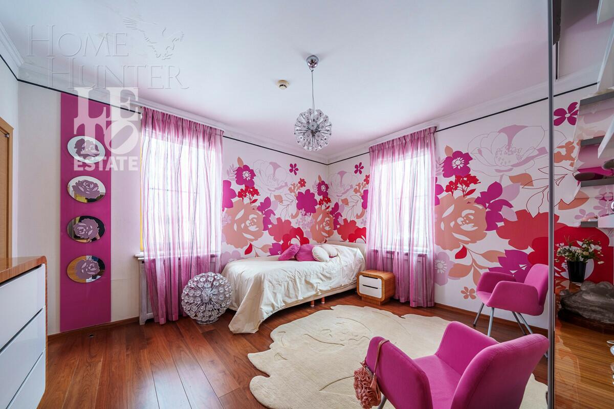 3-этажный коттедж 840 м² с отделкой