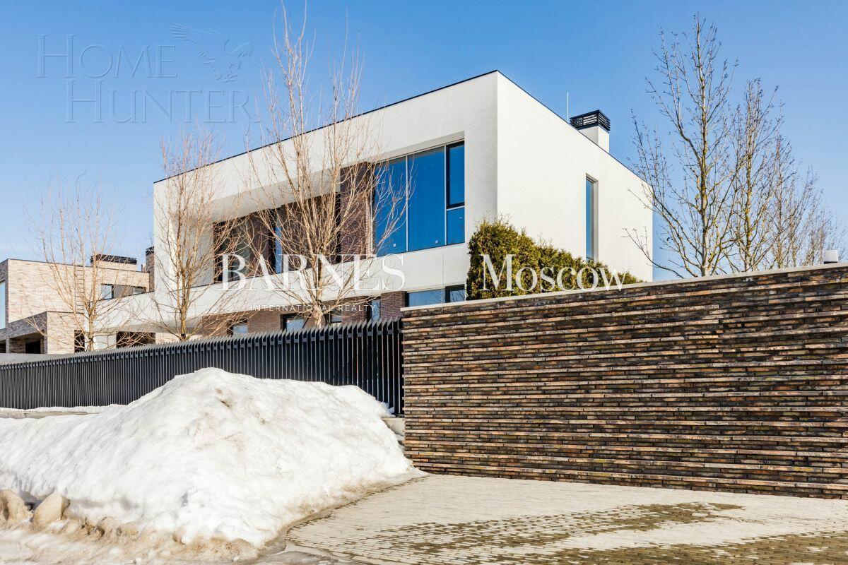 2-этажный коттедж 365 м² без отделки