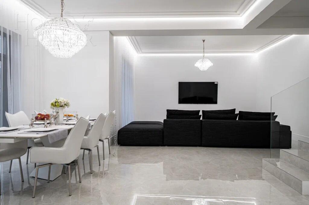 2-этажный коттедж 250 м² с отделкой