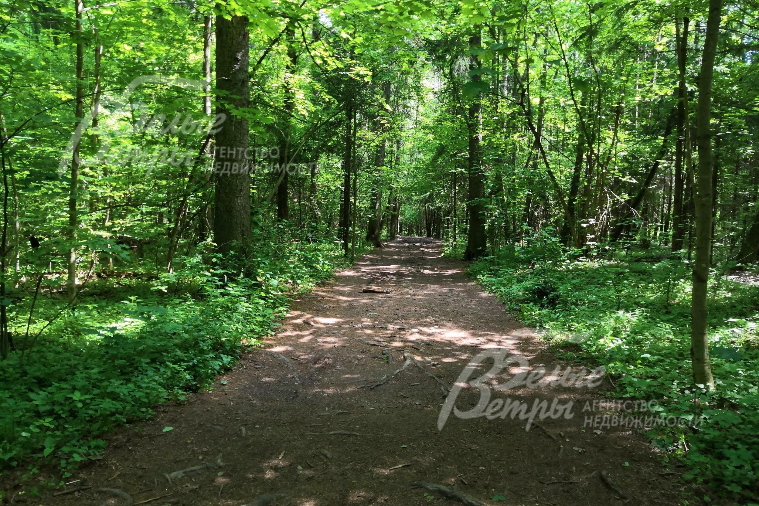 Участок 14.21 сот. в охраняемом поселке