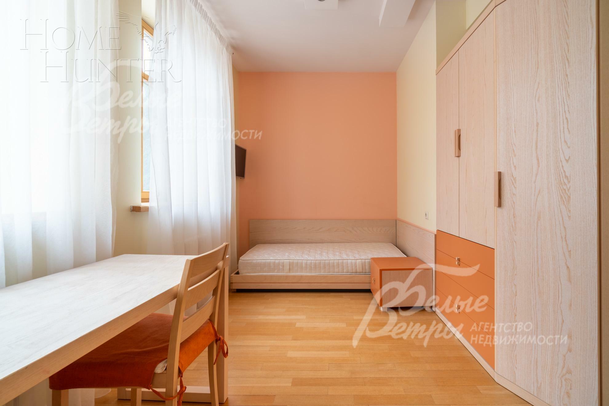 2-этажный коттедж 700 м² с отделкой