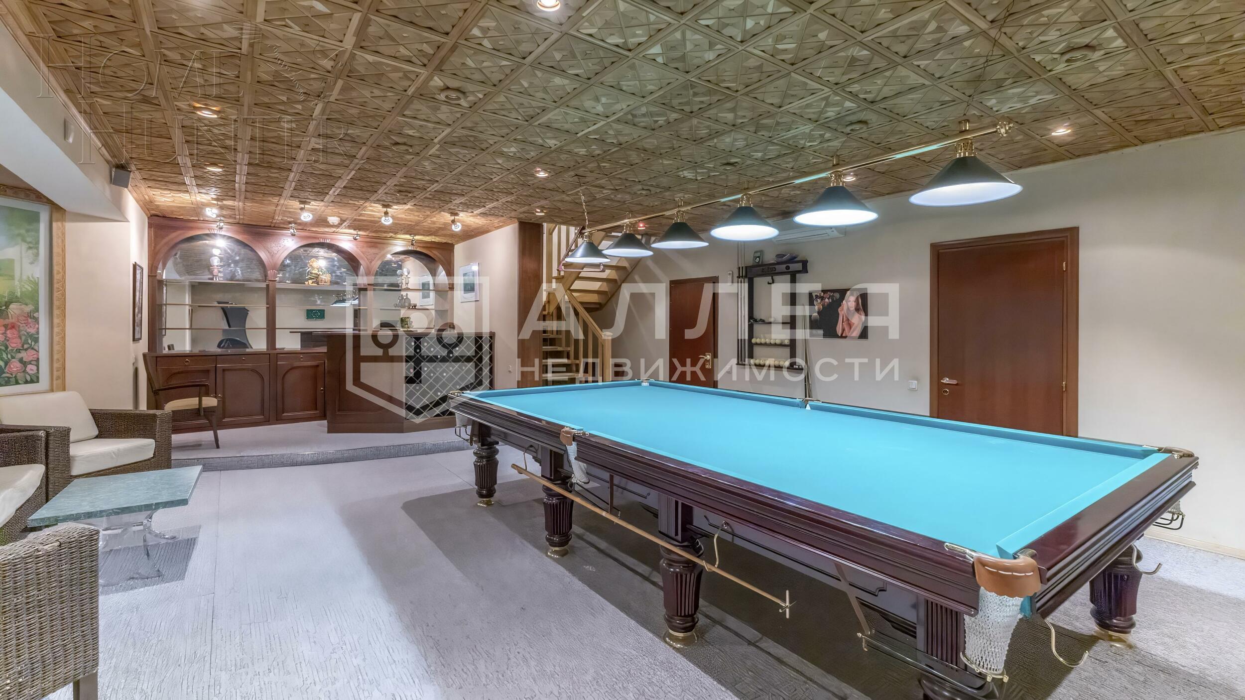 2-этажный коттедж 310 м² с отделкой