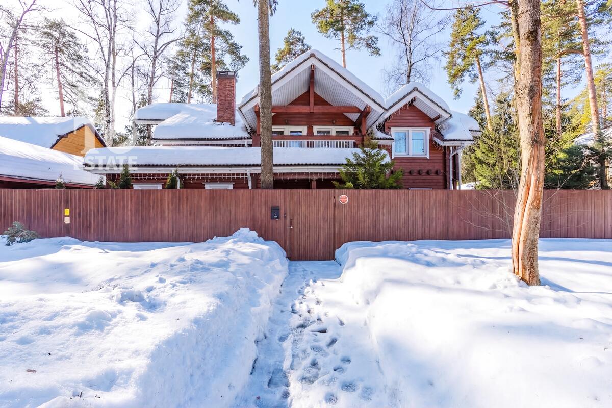 6-этажный коттедж 271 м² с отделкой