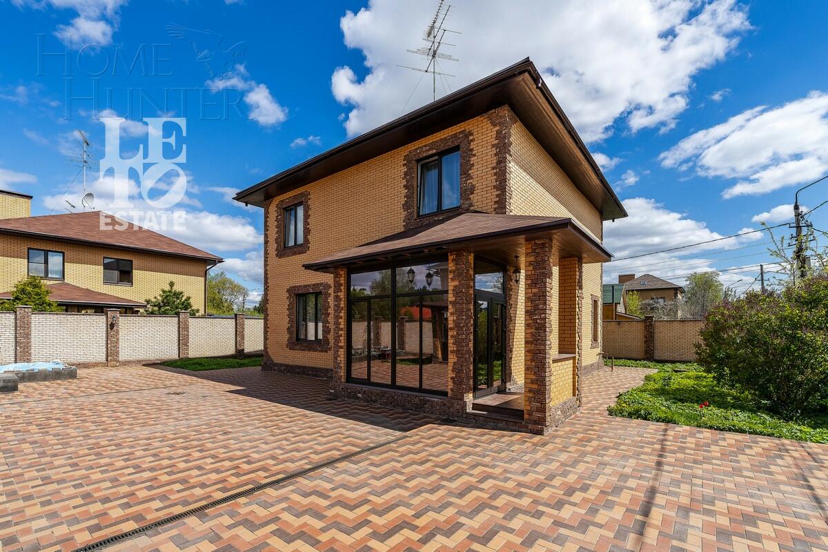 2-этажный коттедж 253 м² с отделкой