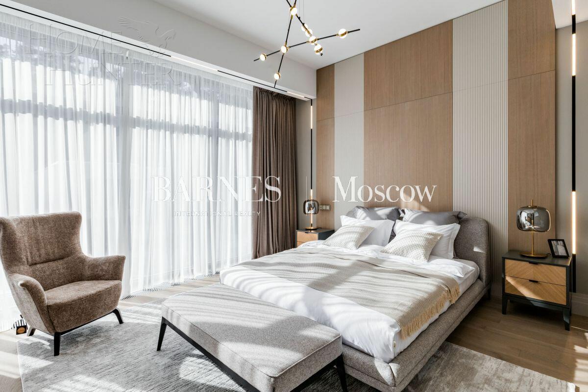 2-этажный коттедж 380 м² с отделкой