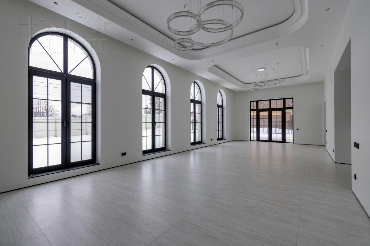 2-этажный коттедж 459.4 м² с отделкой