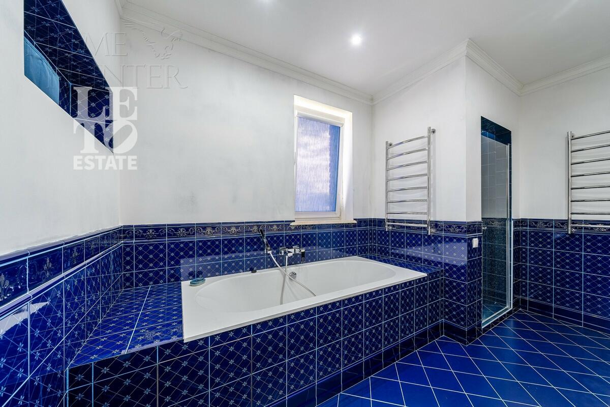 2-этажный коттедж 253 м² с отделкой