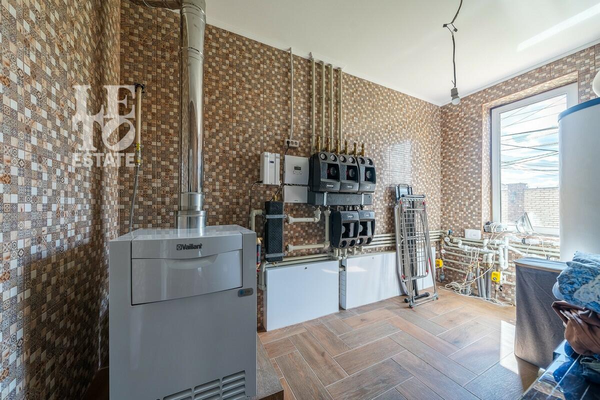 2-этажный коттедж 253 м² с отделкой