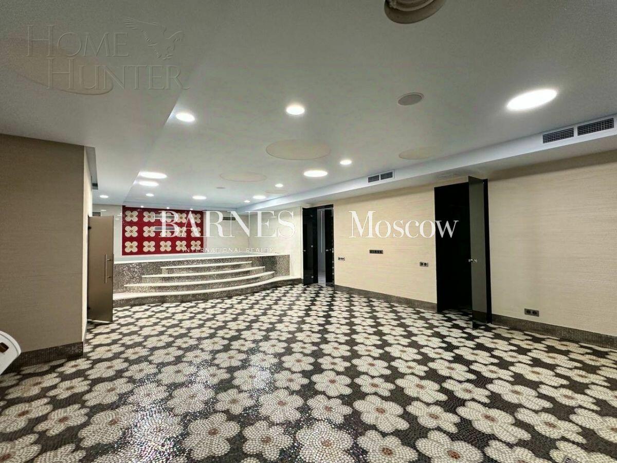 2-этажный коттедж 750 м² с отделкой