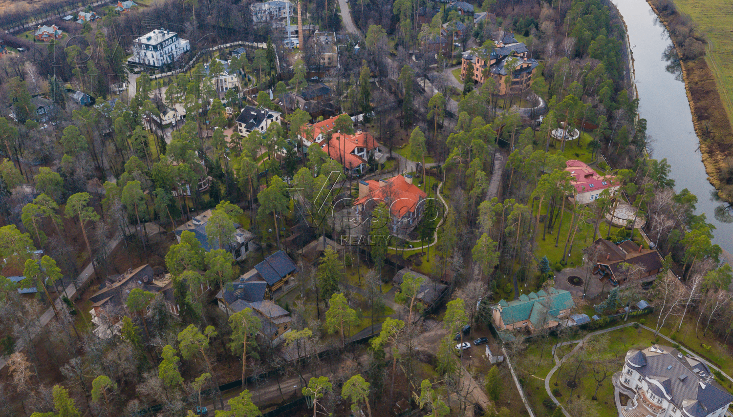 Участок 25.19 сот. в охраняемом поселке