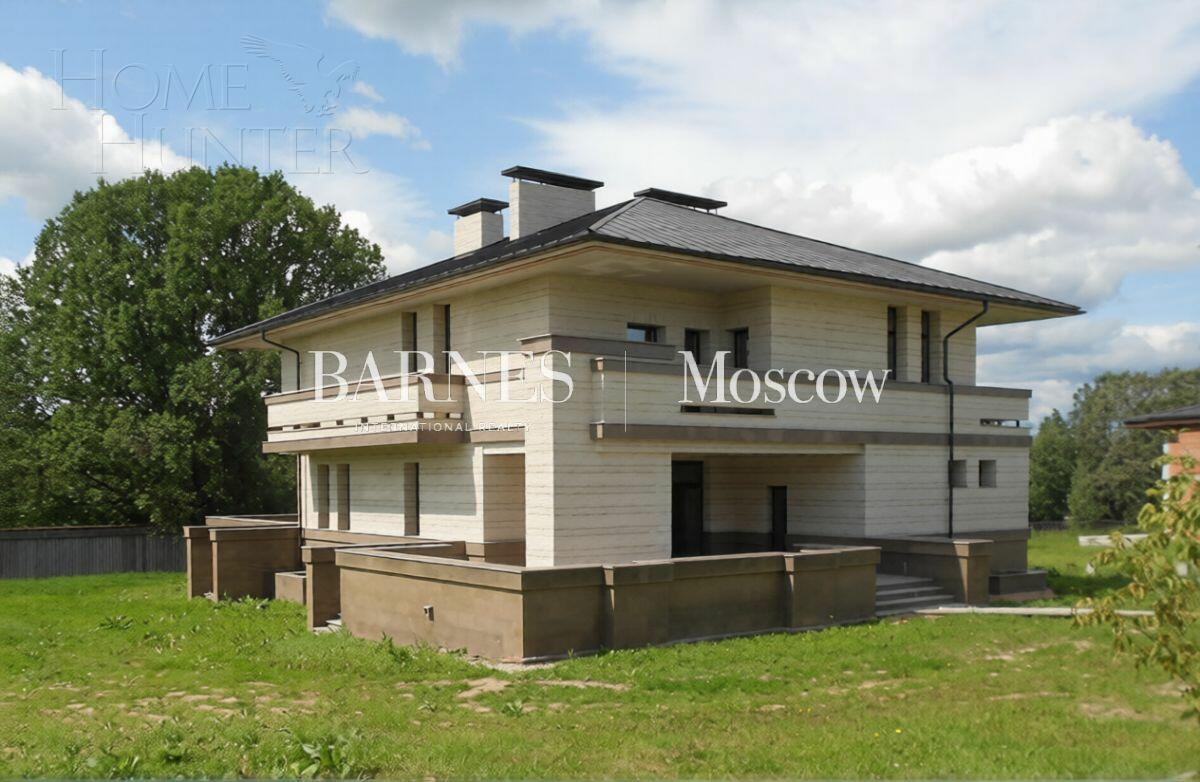 2-этажный коттедж 1 028.6 м² без отделки