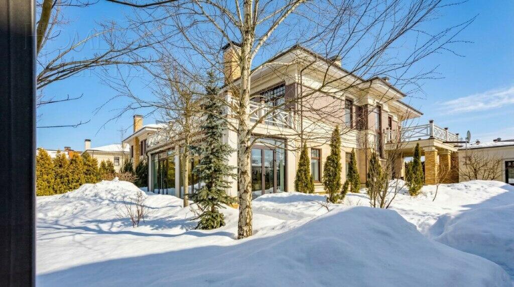 2-этажный коттедж 329 м² с отделкой