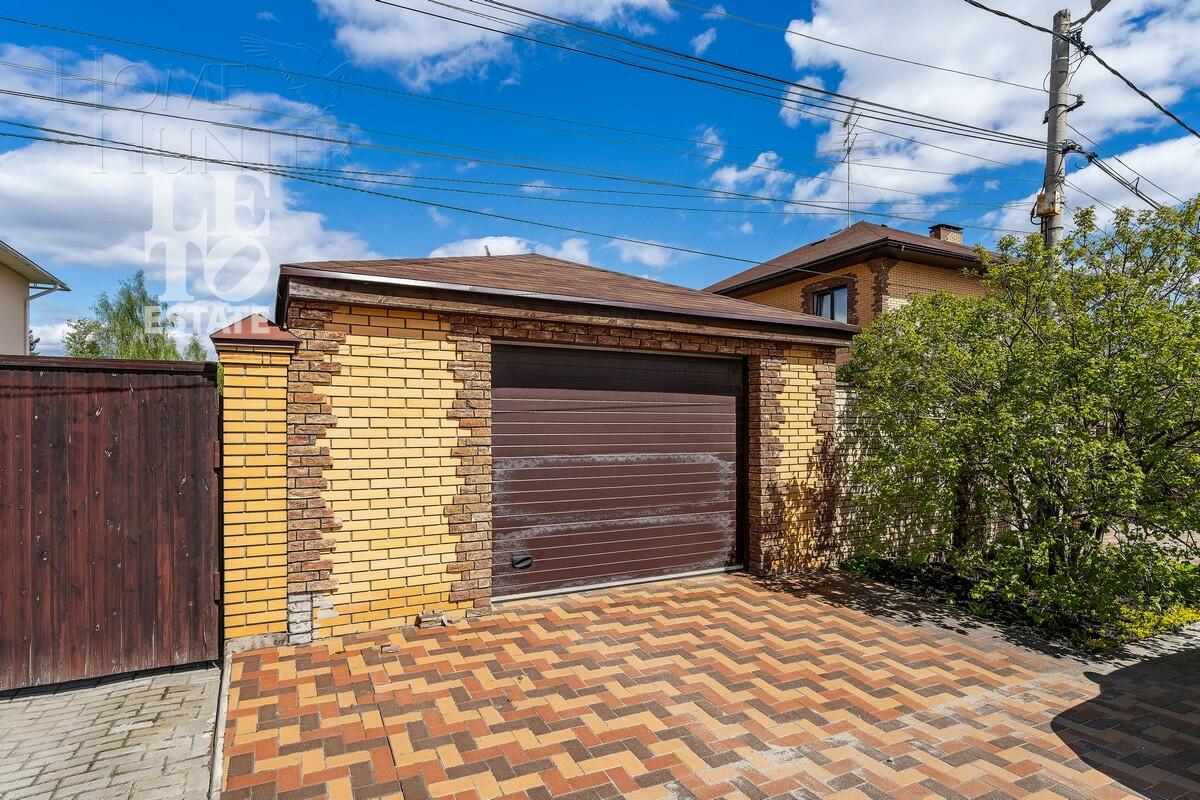 2-этажный коттедж 253 м² с отделкой