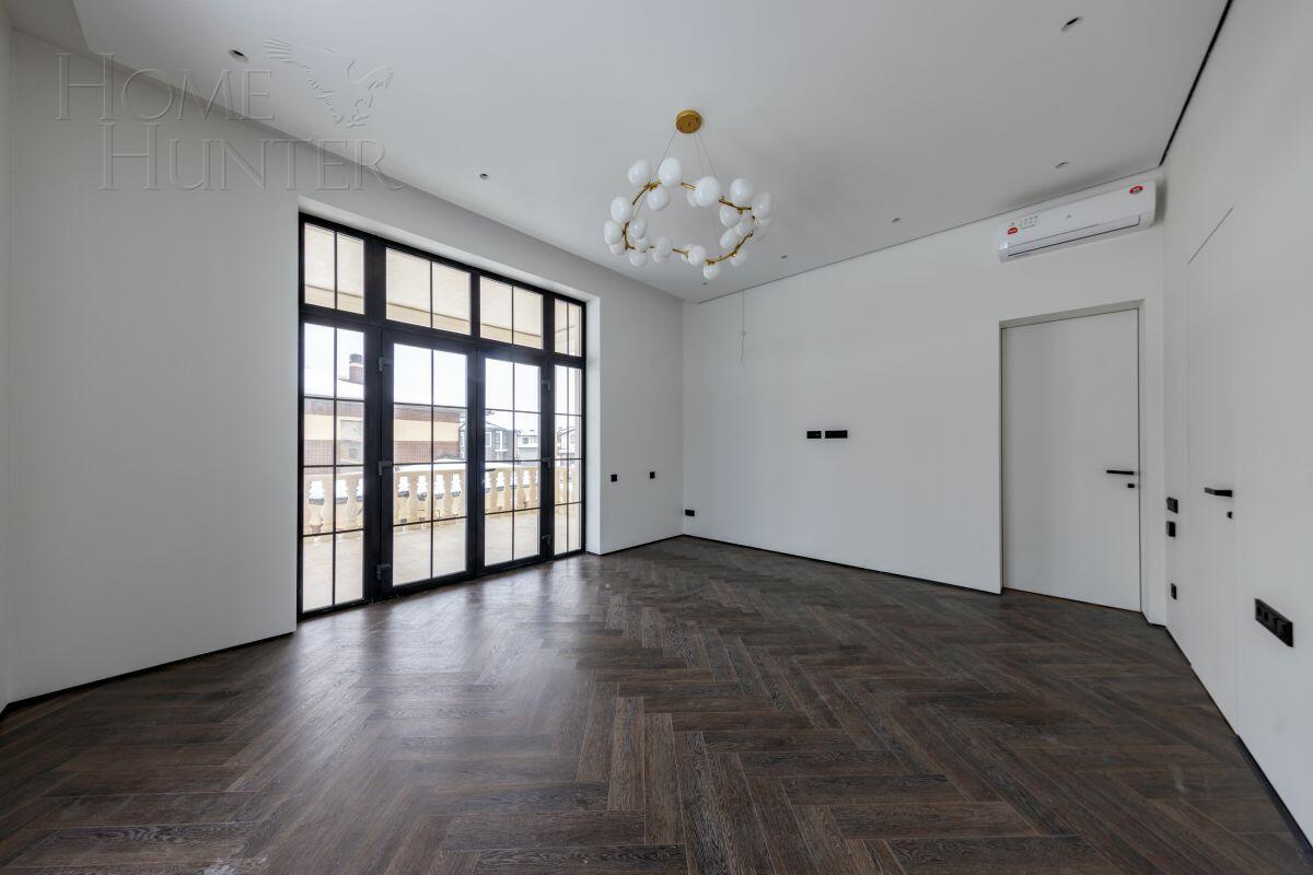 2-этажный коттедж 459.4 м² с отделкой