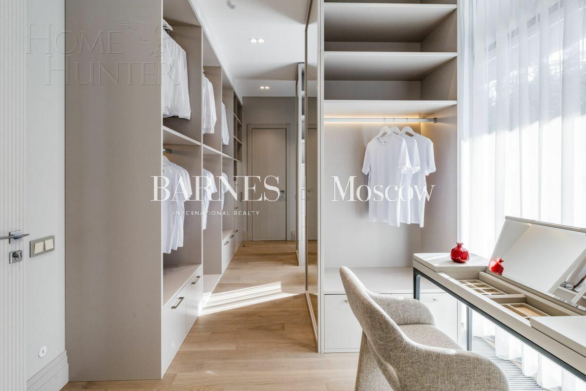 2-этажный коттедж 380 м² с отделкой