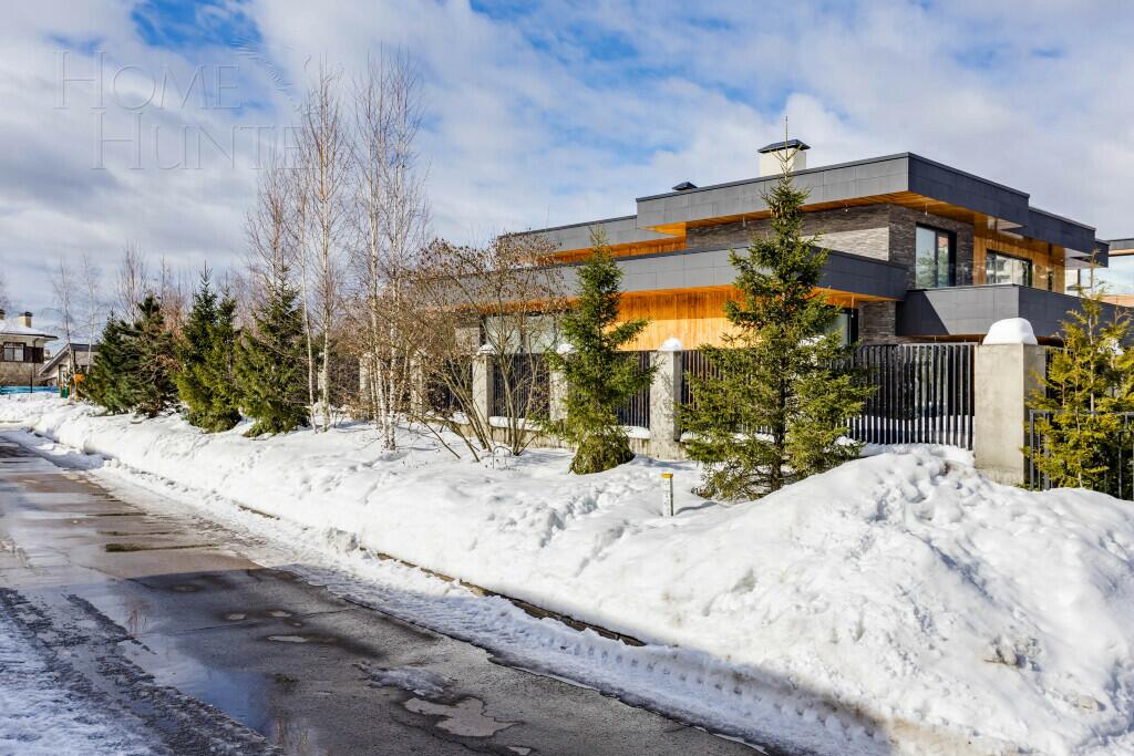 2-этажный коттедж 1 538 м² без отделки