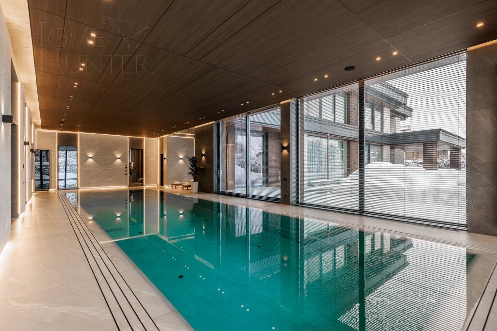 2-этажный коттедж 1 731 м² с отделкой