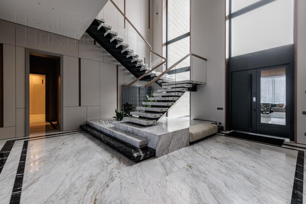 2-этажный коттедж 1 731 м² с отделкой