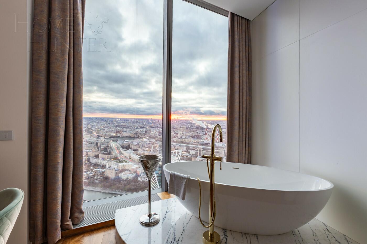 2-КОМН. АПАРТАМЕНТЫ С ОТДЕЛКОЙ 85.5 М² НА 81 ЭТАЖЕ