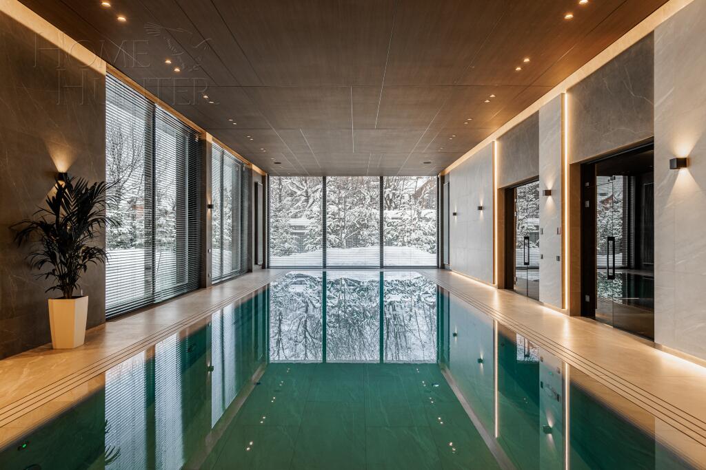 2-этажный коттедж 1 731 м² с отделкой