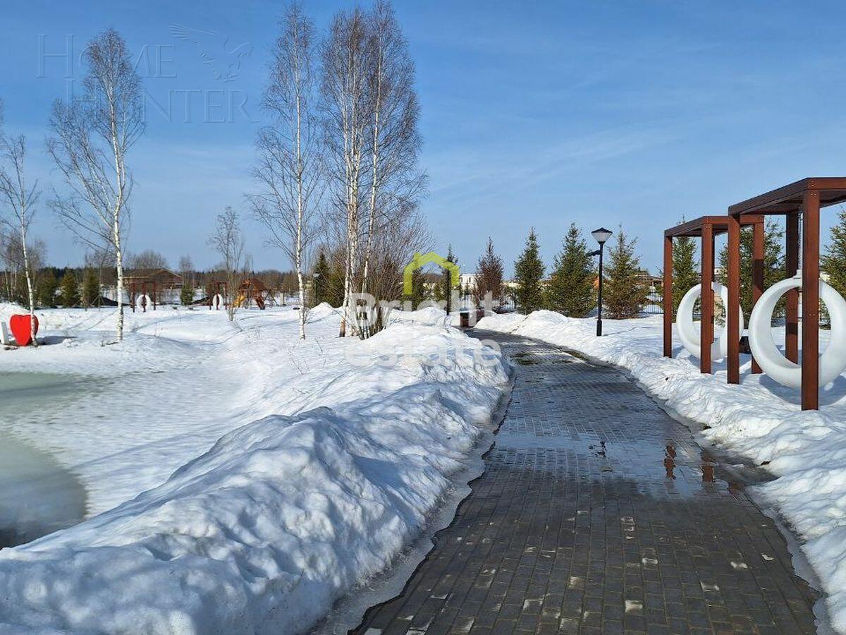 Участок 10.6 сот. в охраняемом поселке