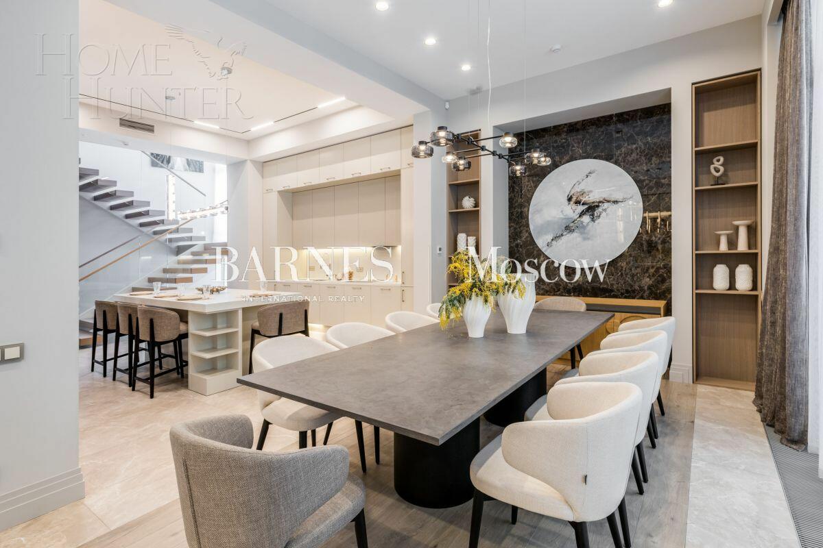 2-этажный коттедж 380 м² с отделкой