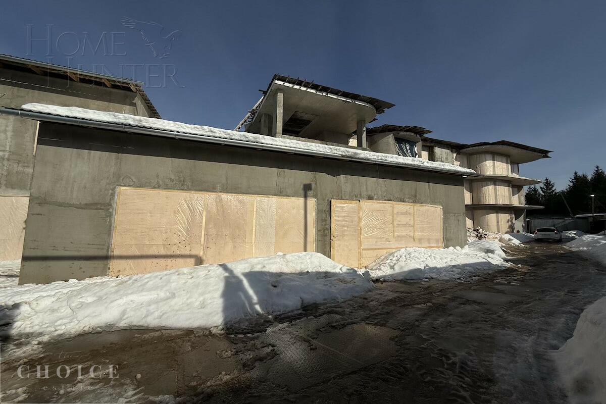 3-этажный коттедж 1 451 м² без отделки