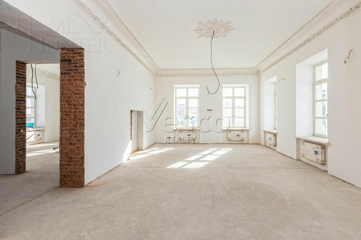 2-этажный коттедж 2 000 м² без отделки