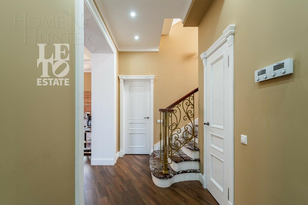 2-этажный коттедж 253 м² с отделкой