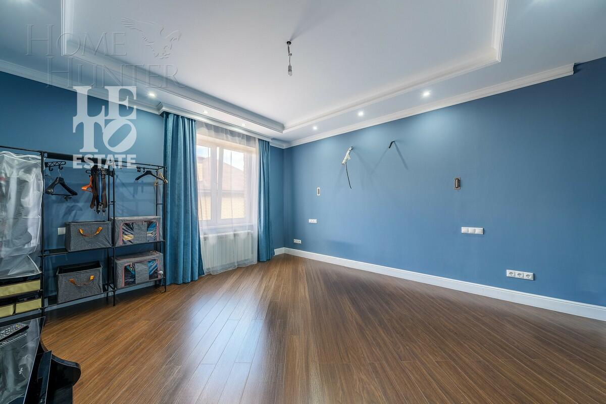 2-этажный коттедж 253 м² с отделкой