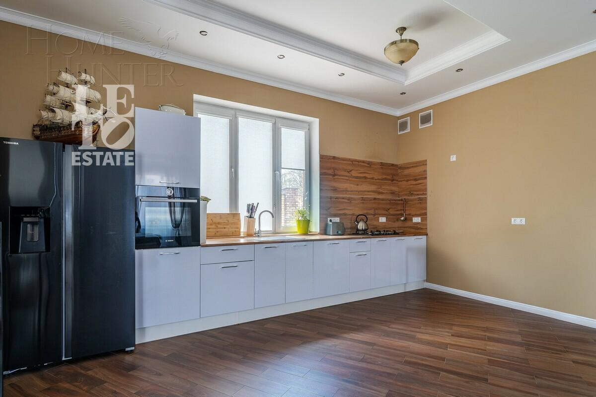 2-этажный коттедж 253 м² с отделкой