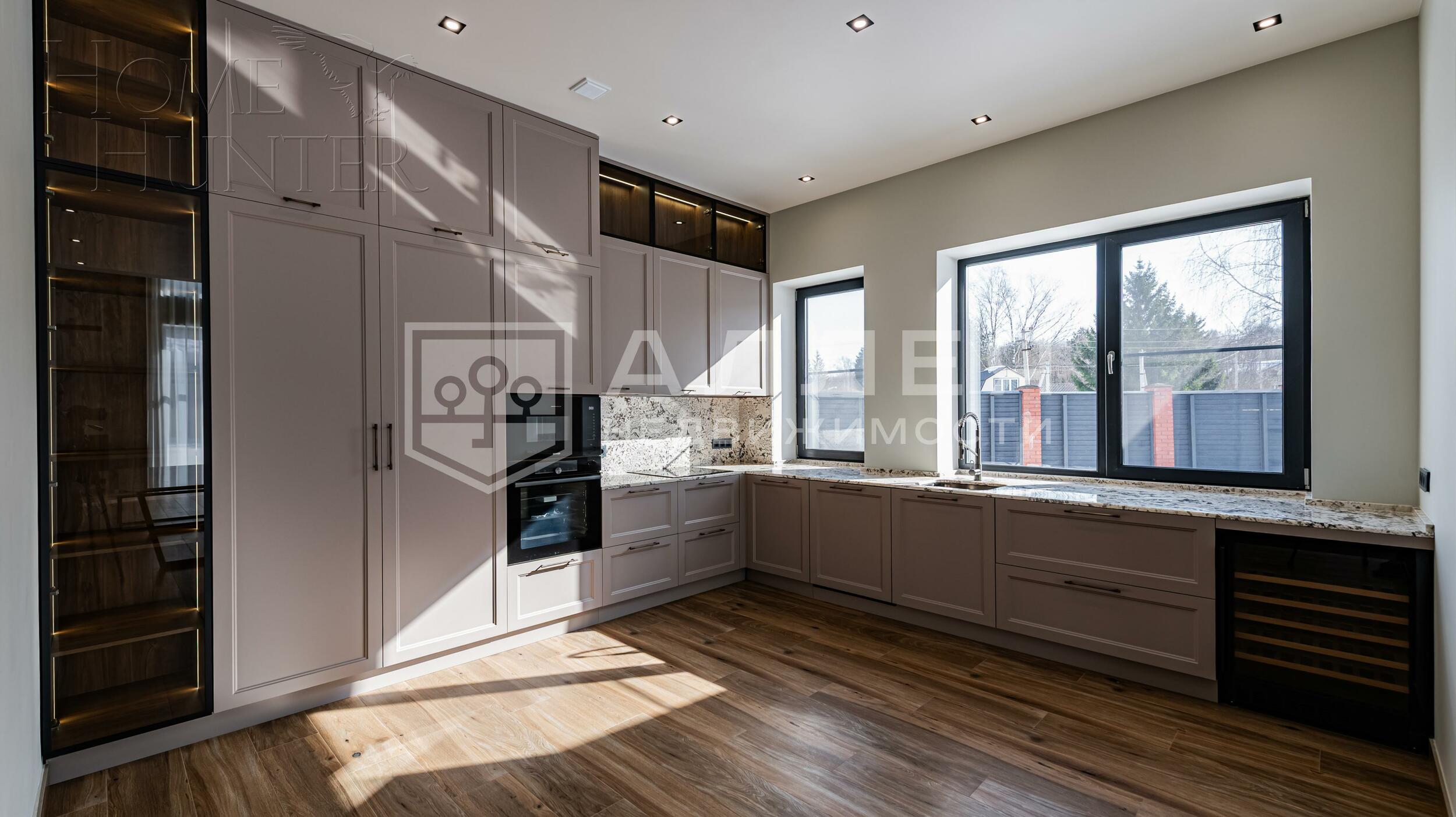 2-этажный коттедж 290 м² с отделкой