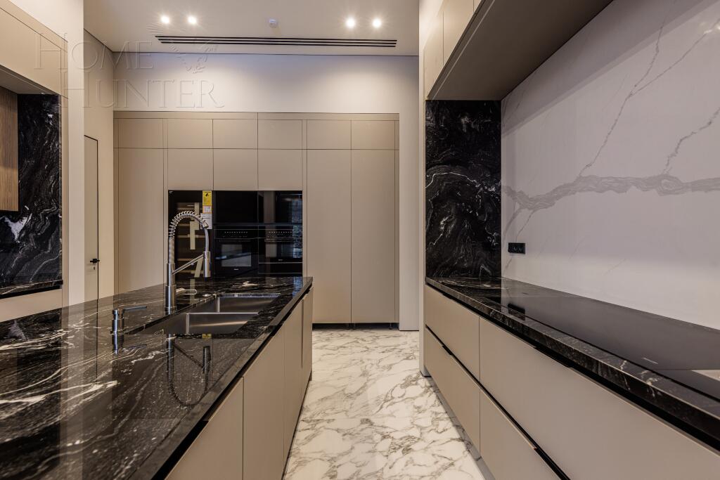 2-этажный коттедж 1 731 м² с отделкой