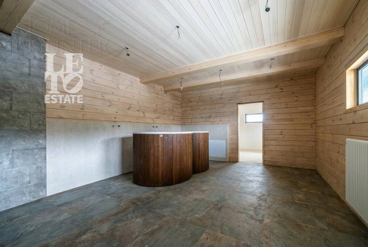 2-этажный коттедж 1 129 м² с отделкой