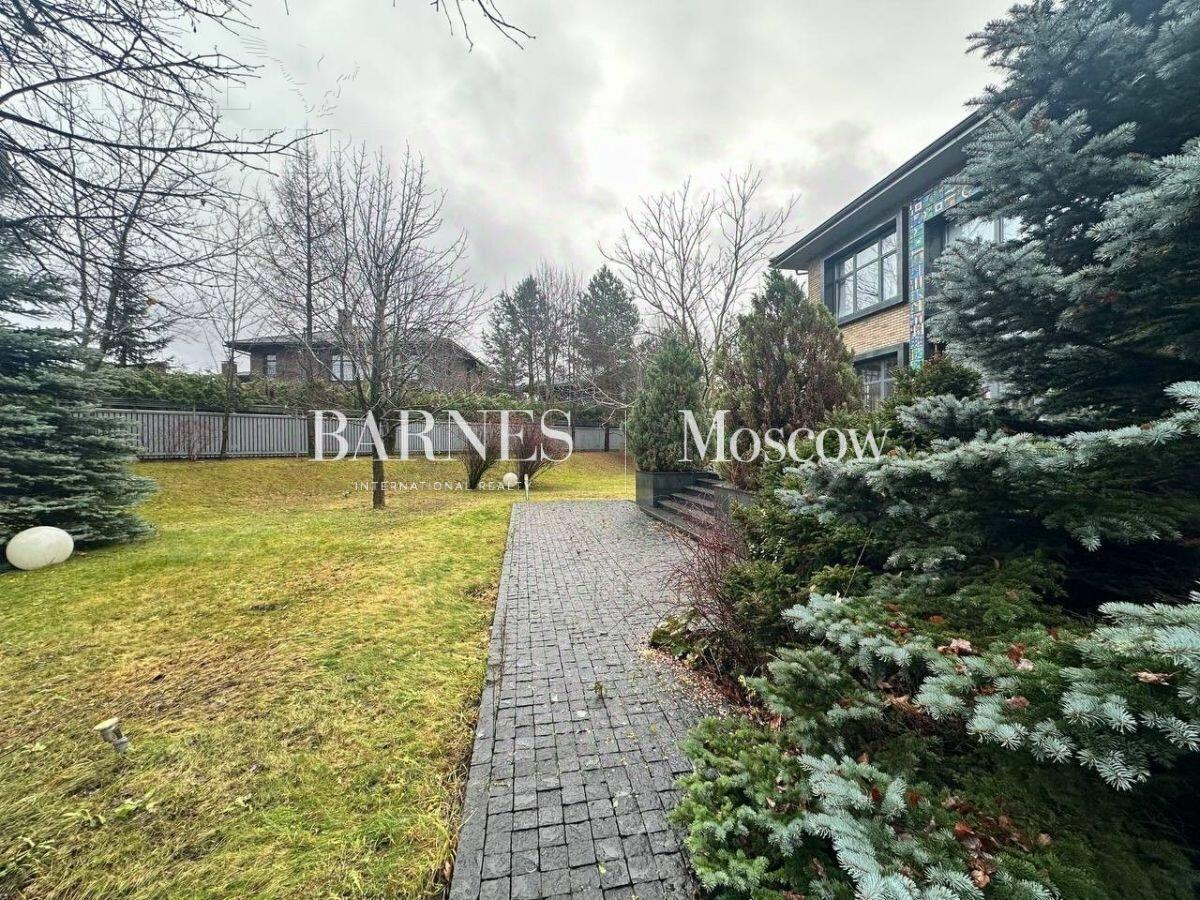 2-этажный коттедж 750 м² с отделкой