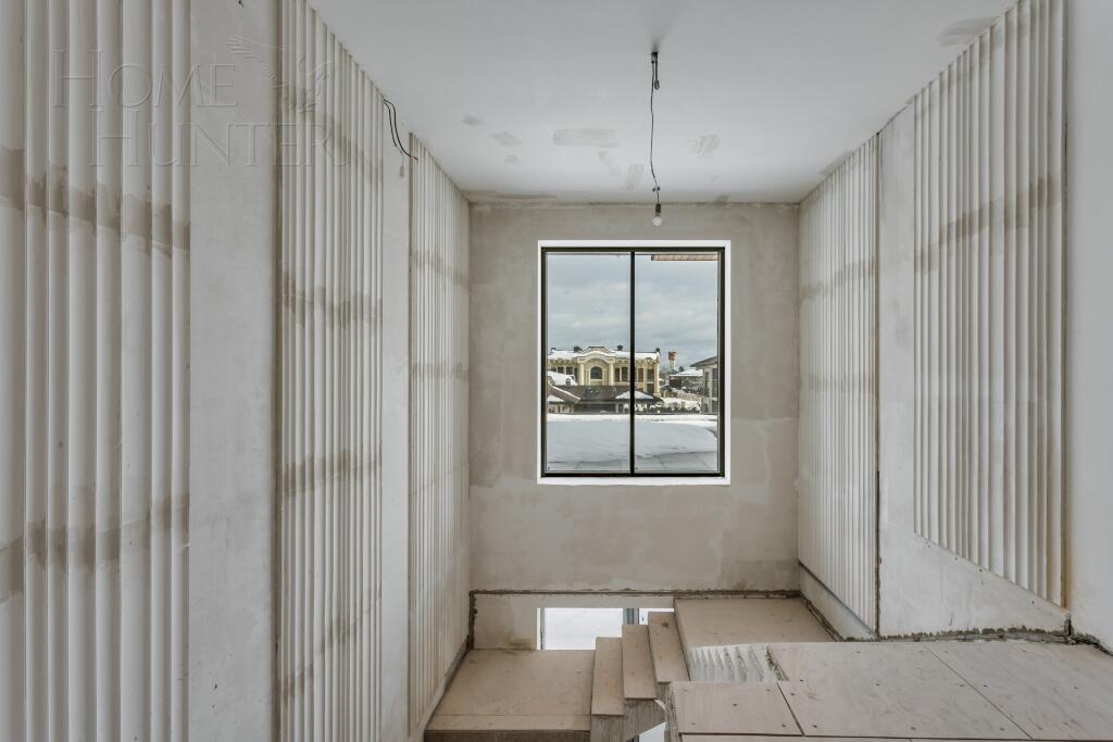 2-этажный коттедж 1 538 м² без отделки