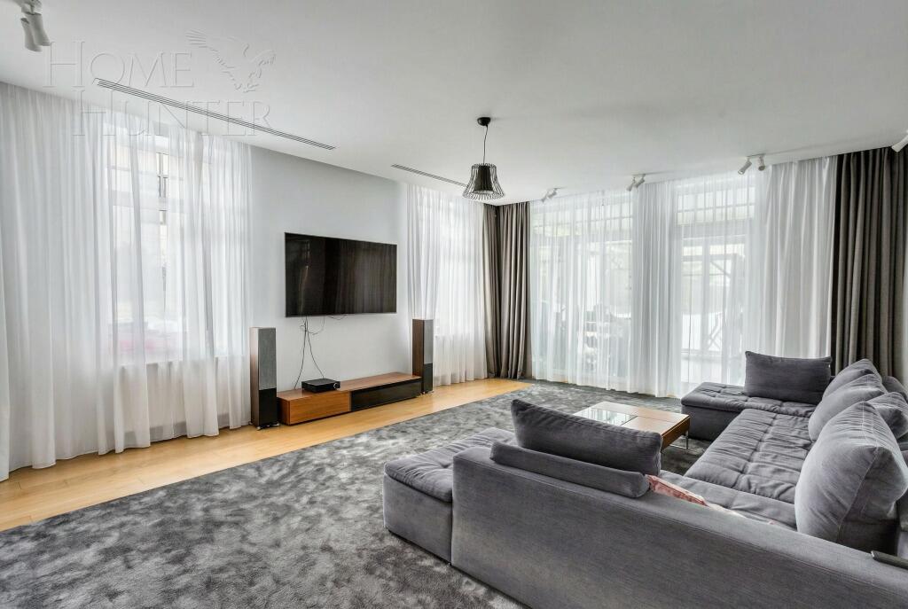 2-этажный коттедж 329 м² с отделкой