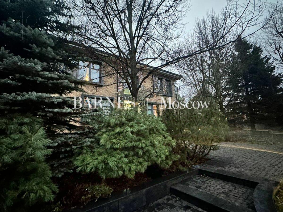 2-этажный коттедж 750 м² с отделкой