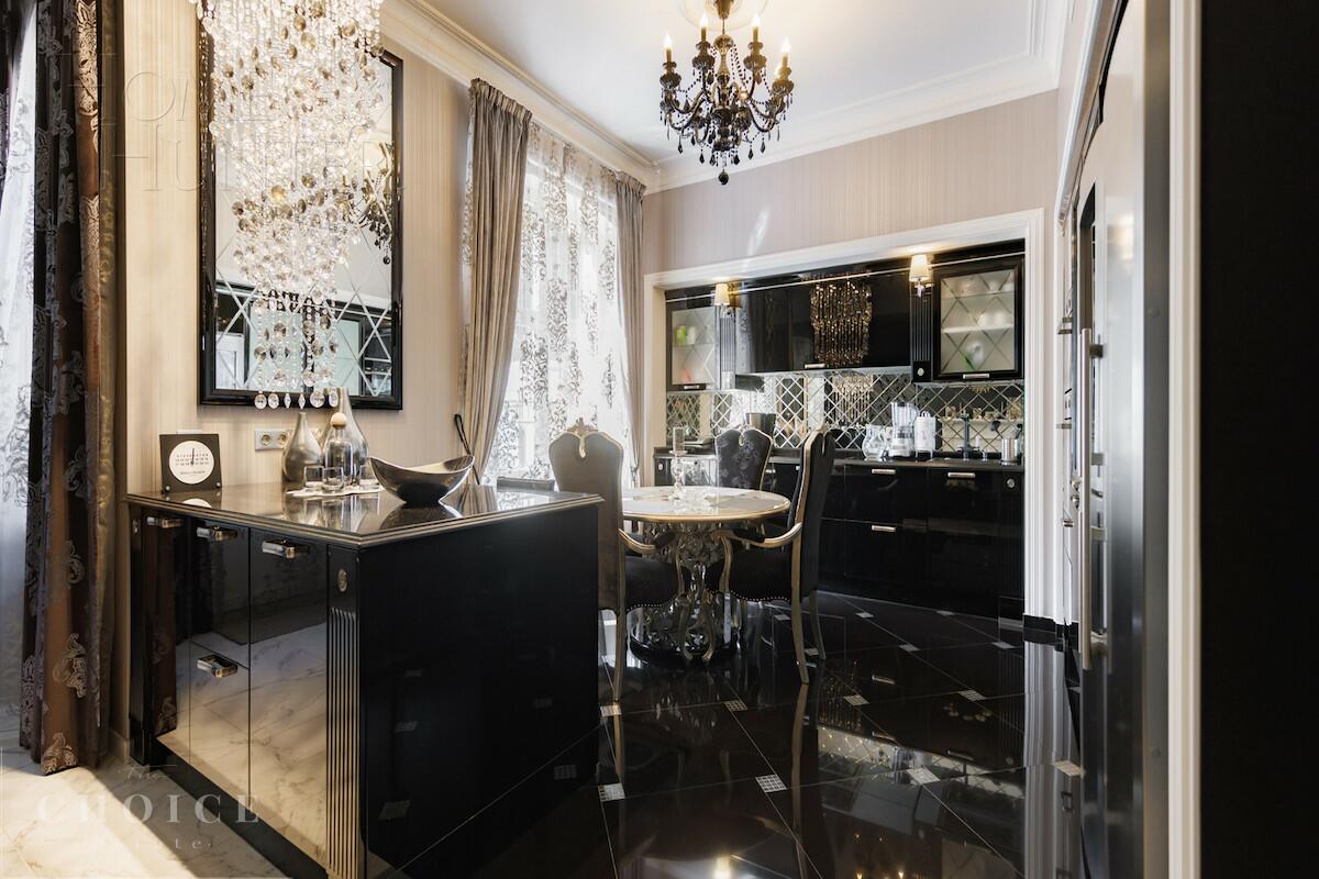 3-этажный таунхаус 293 м² с отделкой