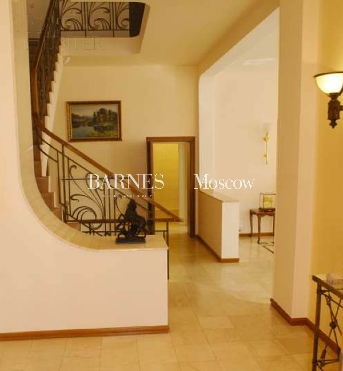 2-этажный коттедж 975 м² с отделкой