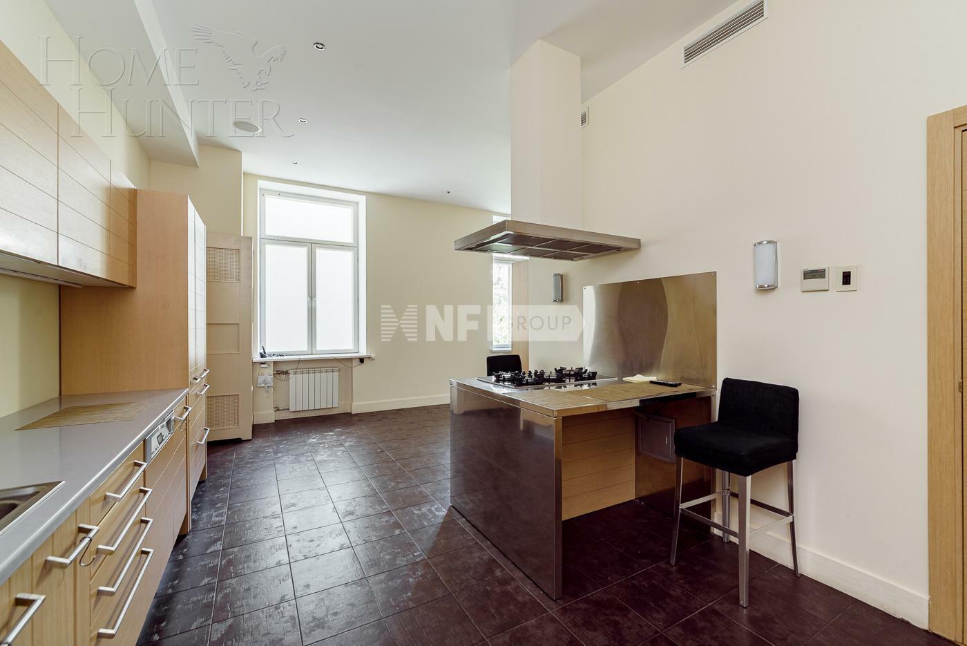 6-КОМН. КВАРТИРА С ОТДЕЛКОЙ 350 М² НА 4 ЭТАЖЕ