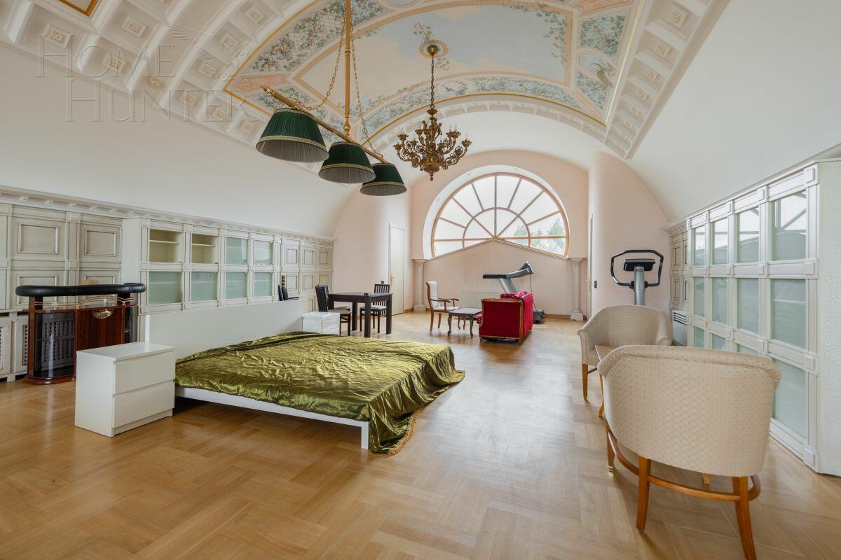 2-этажный коттедж 675 м² с отделкой