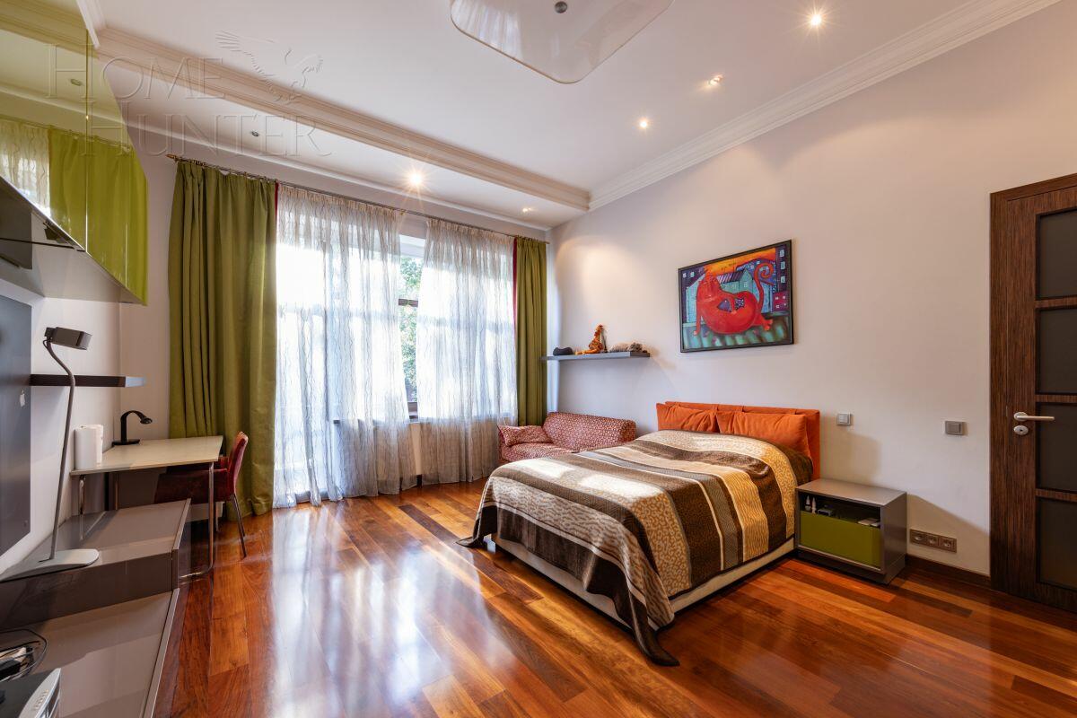 2-этажный коттедж 2 125 м² с отделкой