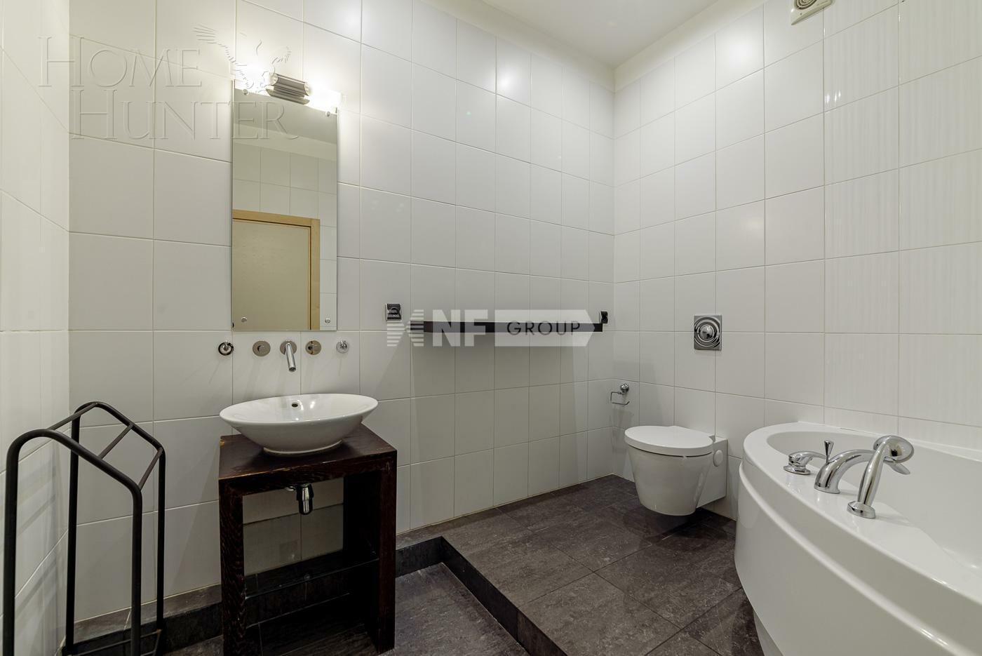 6-КОМН. КВАРТИРА С ОТДЕЛКОЙ 350 М² НА 4 ЭТАЖЕ