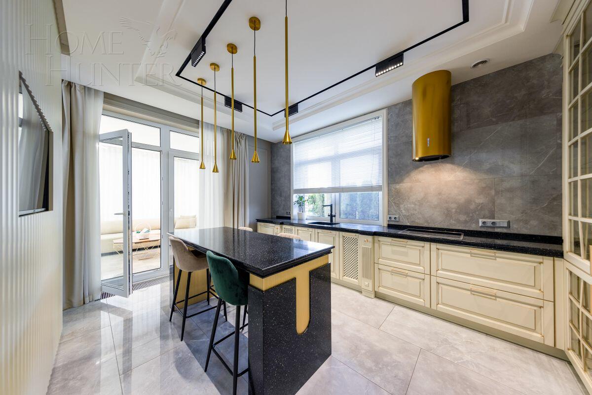 2-этажный таунхаус 205 м² с отделкой