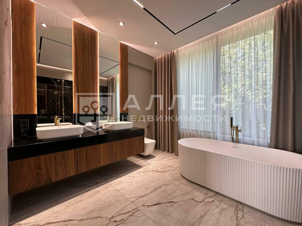 КОТТЕДЖ 540 м² с отделкой