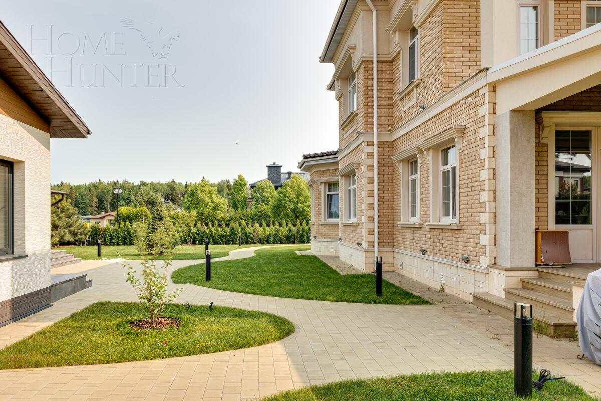 2-этажный коттедж 688 м² с отделкой