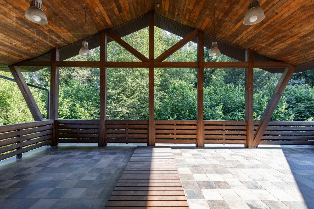 2-этажный коттедж 2 125 м² с отделкой